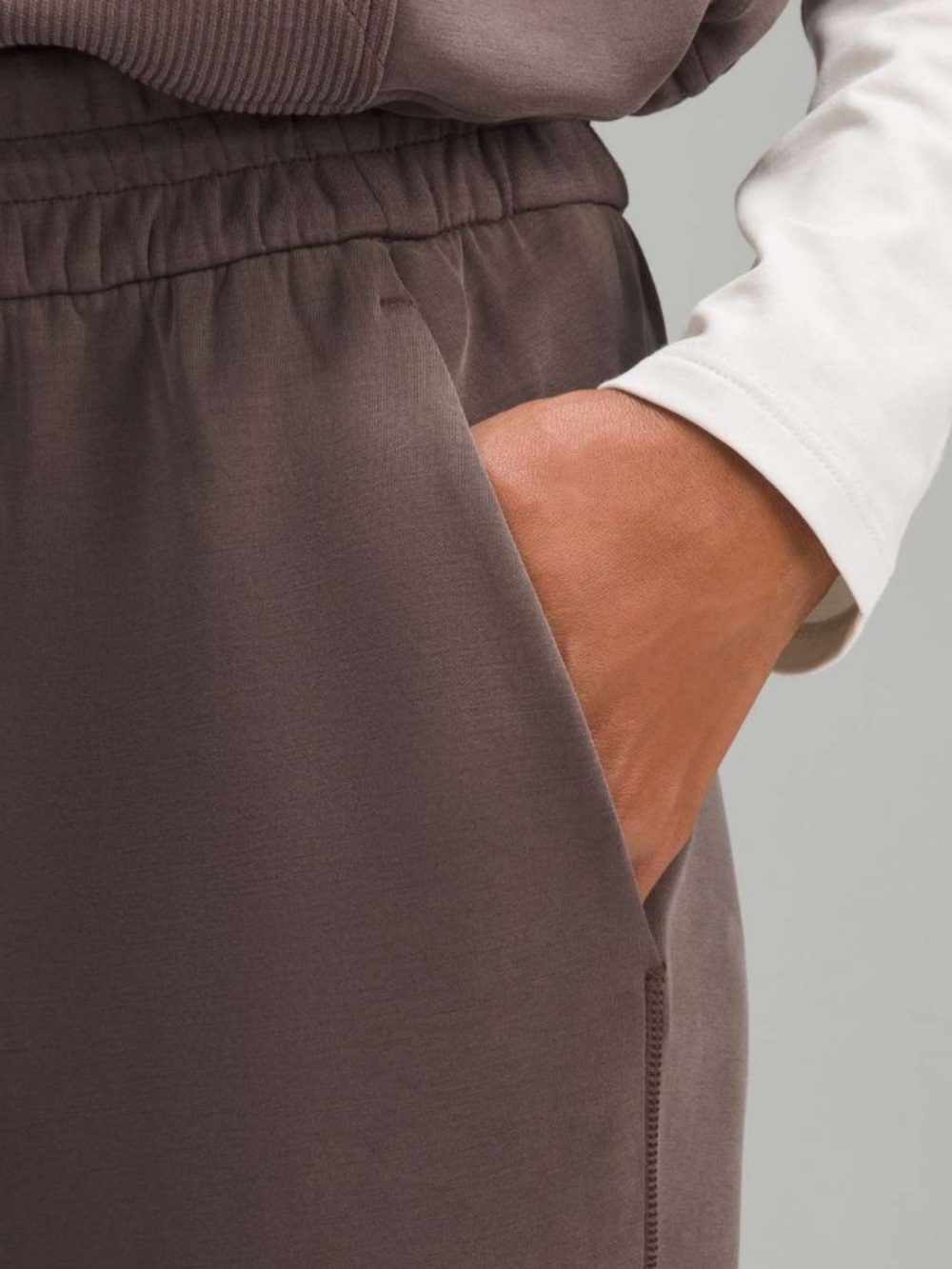 Lululemon Softstreme High-Rise Pant Size 8 Espresso - Picture 3 of 9
